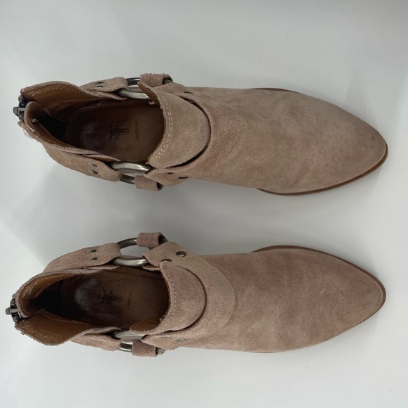 Frye Suede Ray Harness Back-Zip Ankle Booties with Cut out - Size 6 - Picture 11 of 11